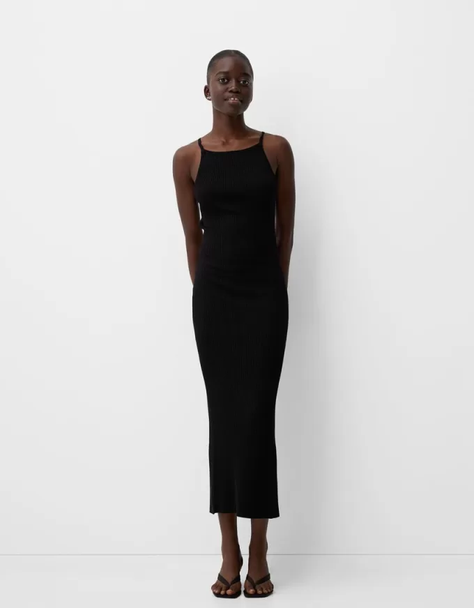 Abito midi con schiena scoperta
