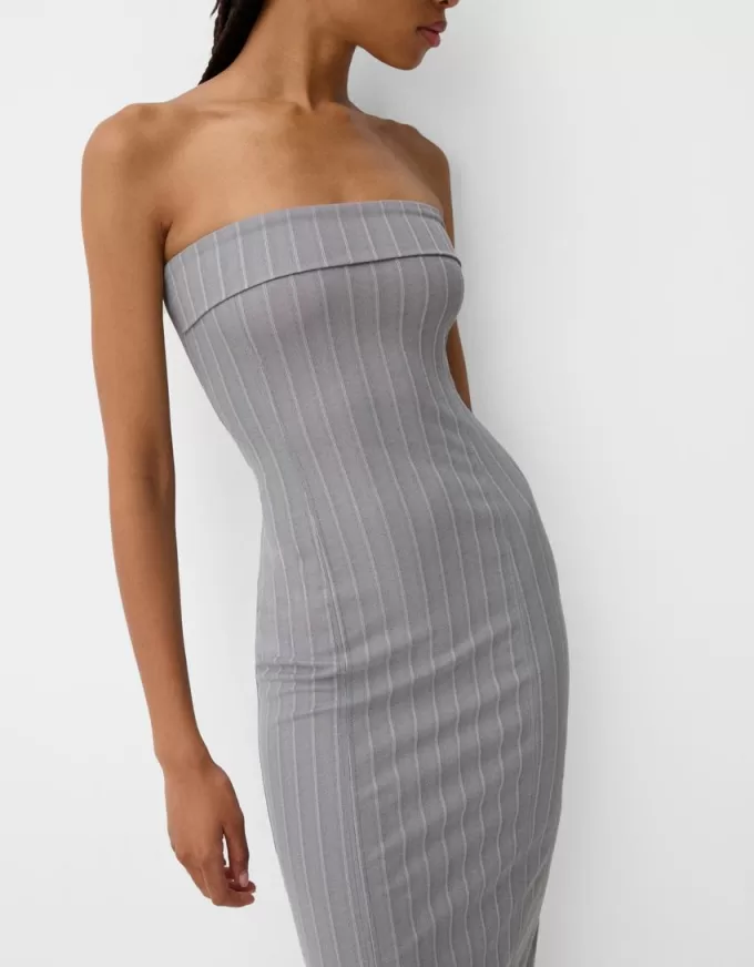 Abito midi con scollo a fascia