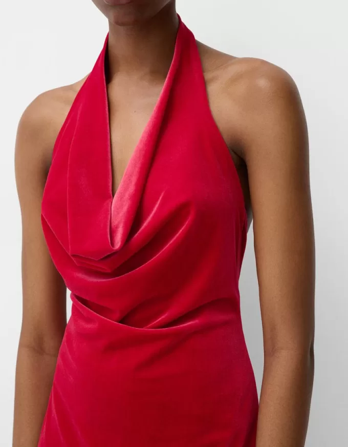 Abito midi in velluto con scollo all’americana