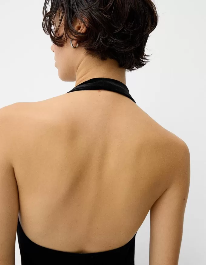 Abito midi in velluto con scollo all’americana