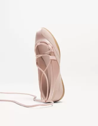 Ballerine sportive legate