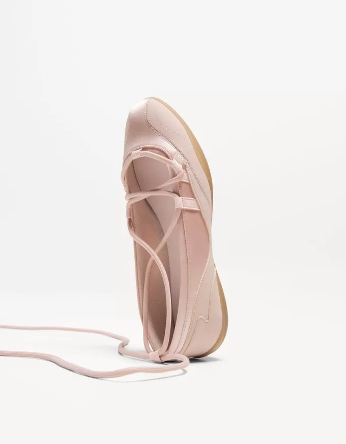 Ballerine sportive legate