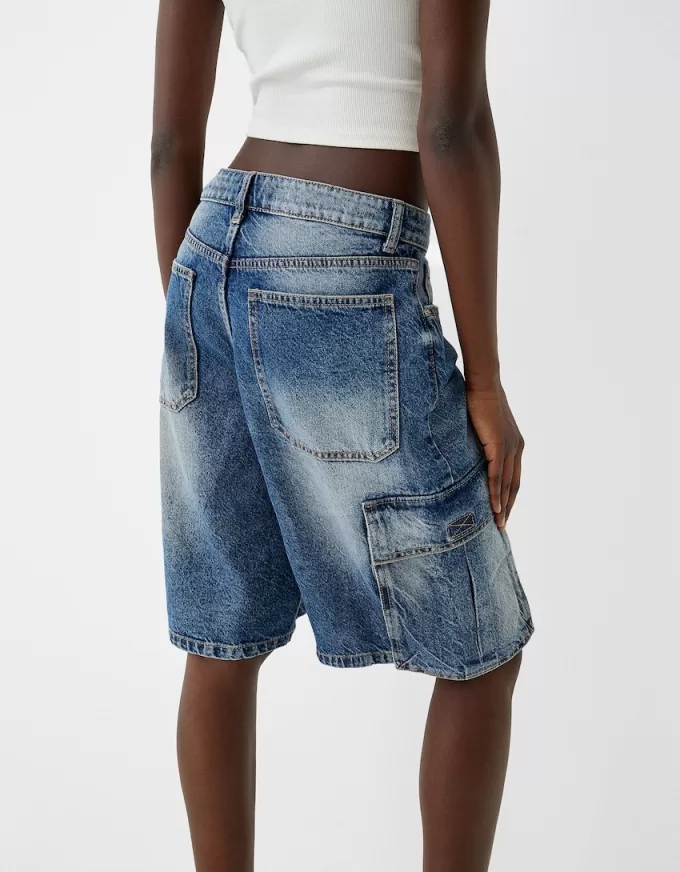Bermuda cargo larghi in denim