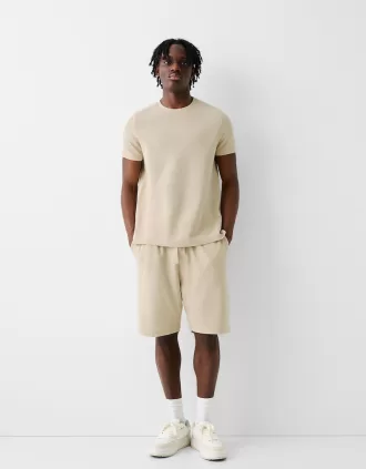 Bermuda dalla vestibilità rilassata in morbida struttura testurizzata