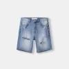Bermuda in denim strappato