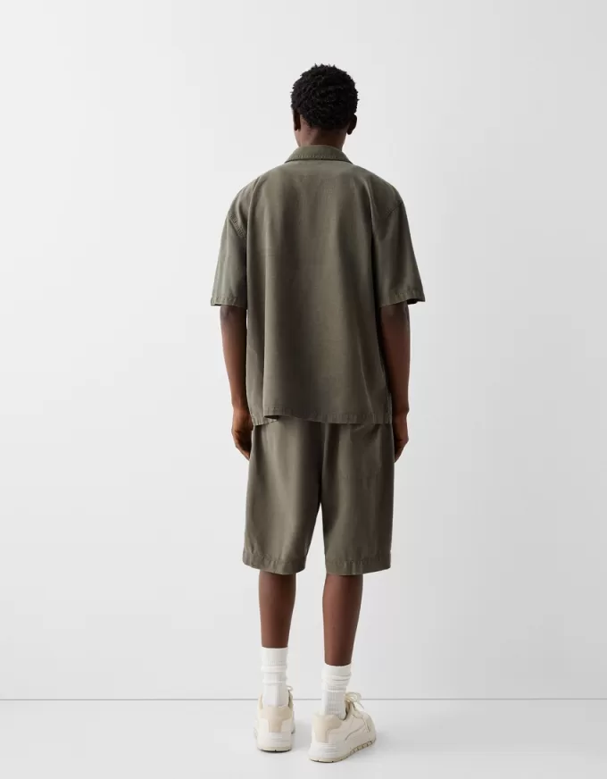 Bermuda rustici a gamba larga