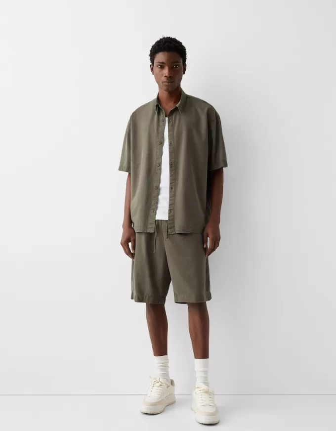 Bermuda rustici a gamba larga