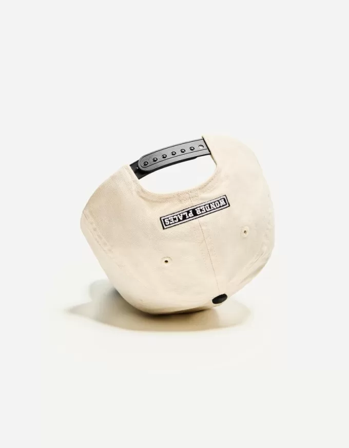 Berretto college con ricamo