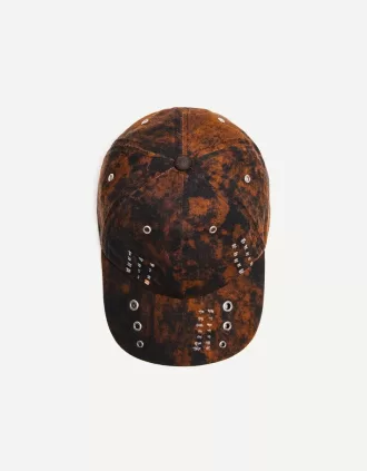 Berretto con occhielli