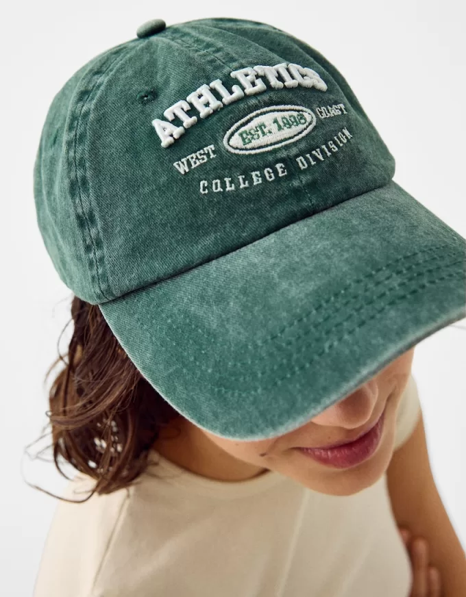 Berretto sfumato con ricamo