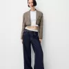 Blazer cropped con orlo sfrangiato