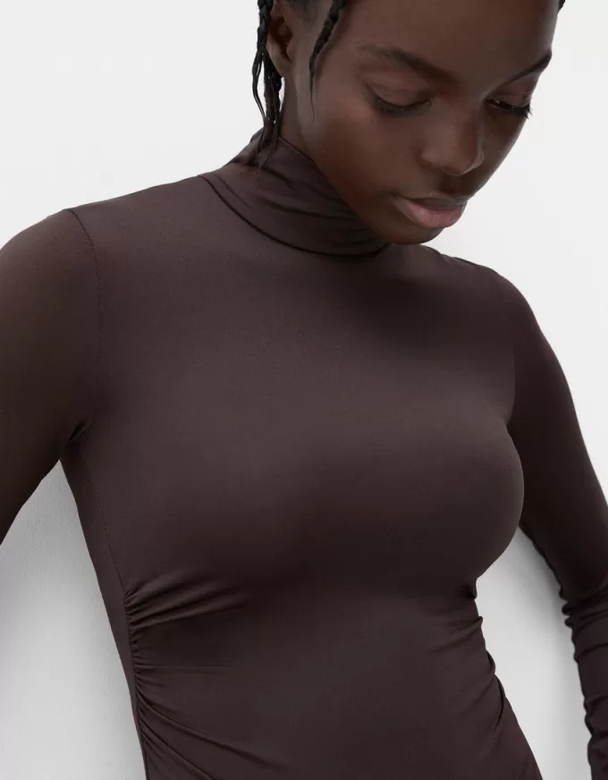 Body a maniche lunghe e collo alto