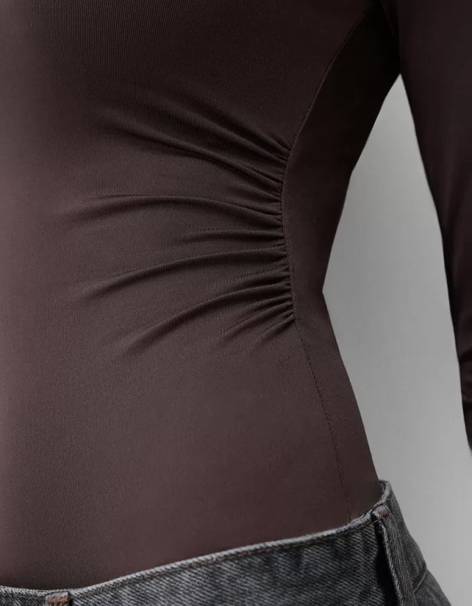 Body a maniche lunghe e collo alto