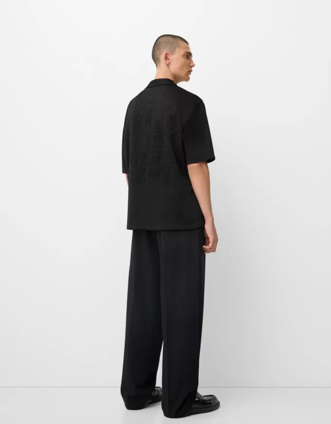 Camicia a maniche corte dalla vestibilità comoda con design in rilievo