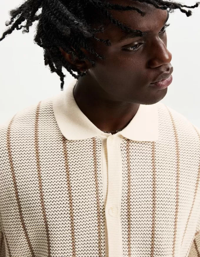 Camicia a maniche corte testurizzata a righe