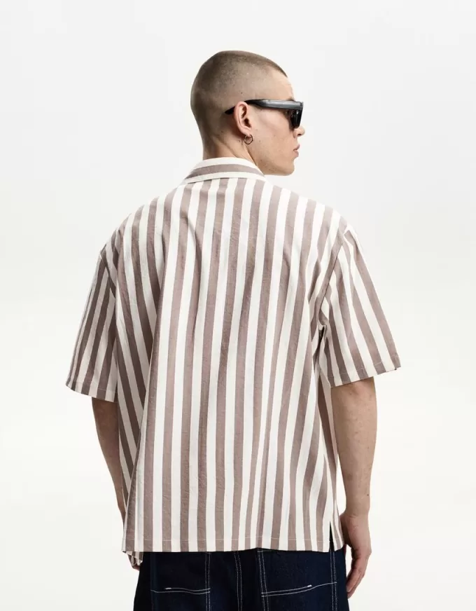 Camicia dalla vestibilità rilassata a maniche corte