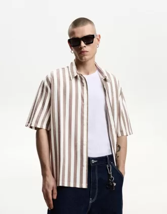 Camicia dalla vestibilità rilassata a maniche corte