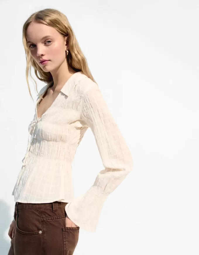 Camicia rustica con arricciatura