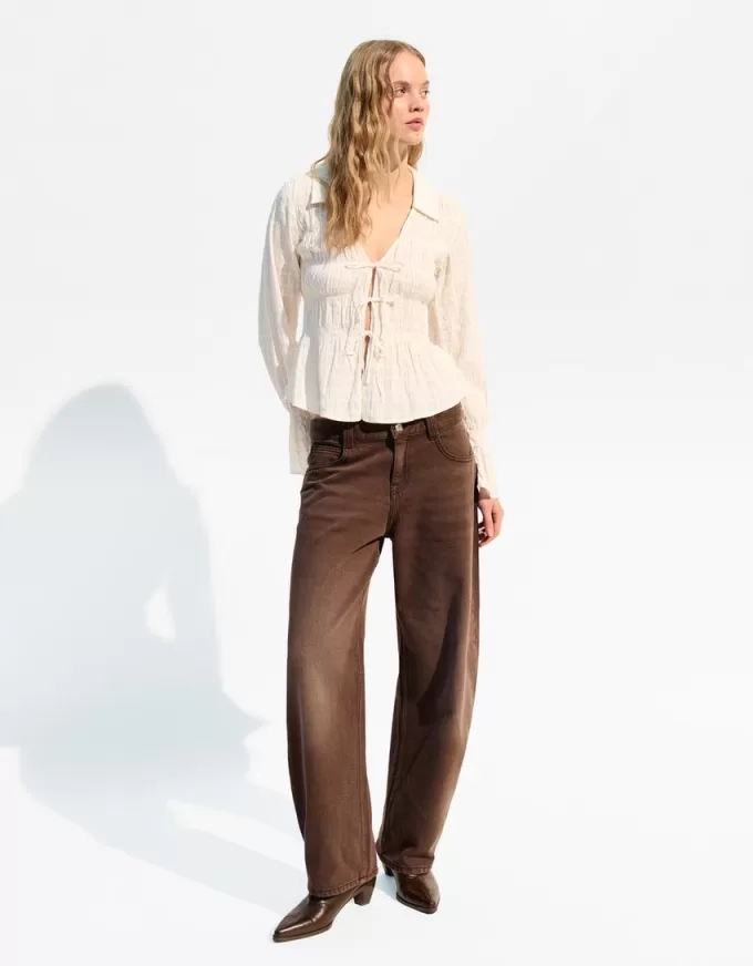 Camicia rustica con arricciatura