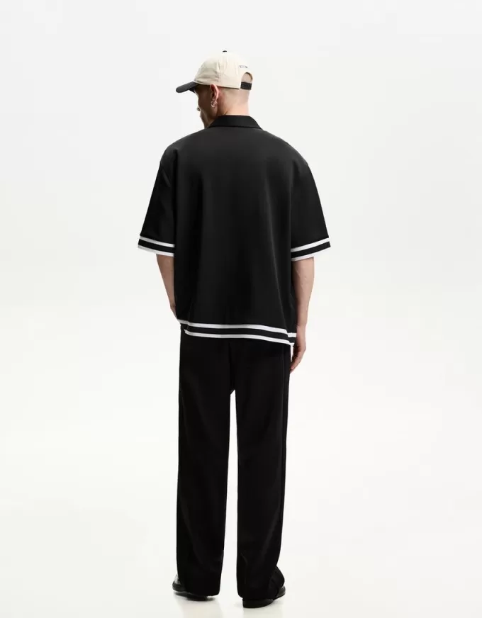 Camicia squadrata a maniche corte ricamata