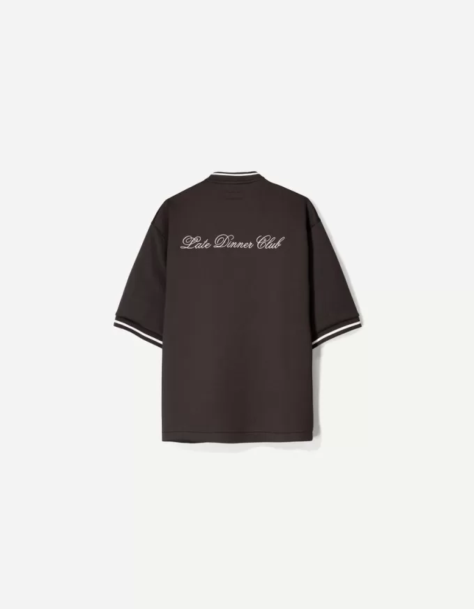 Camicia squadrata a maniche corte ricamata