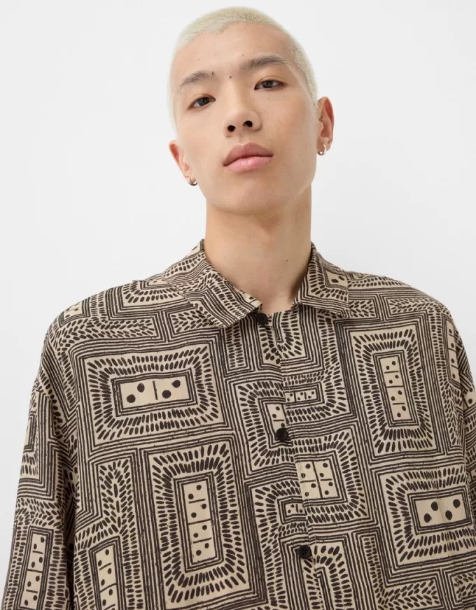 Camicia squadrata stampata a maniche corte