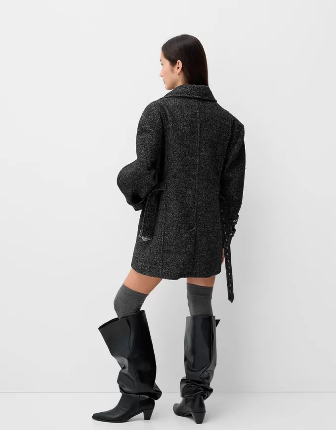 Cappotto Bershka Generation con occhielli