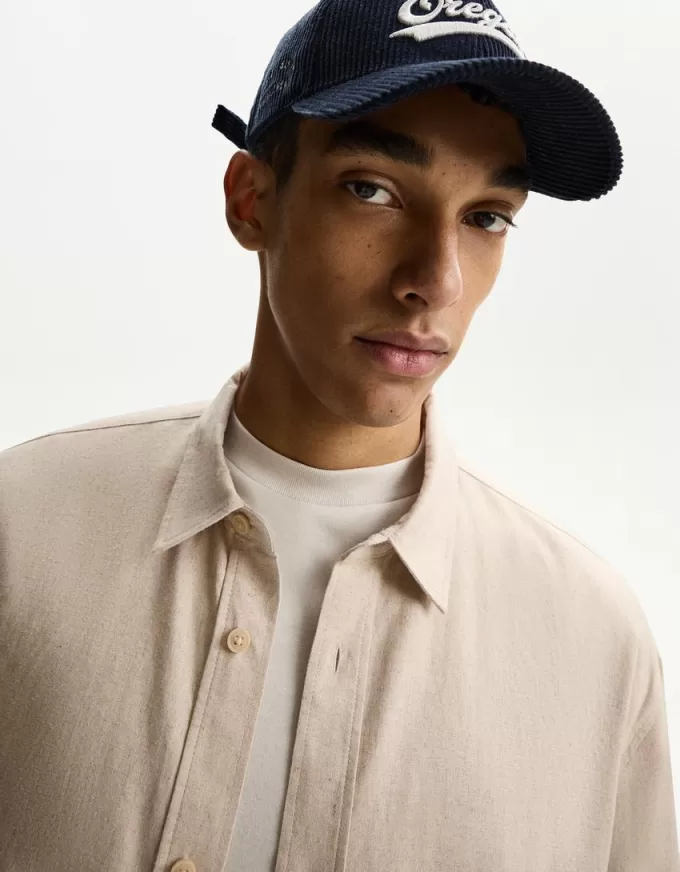 Completo camicia e pantaloni