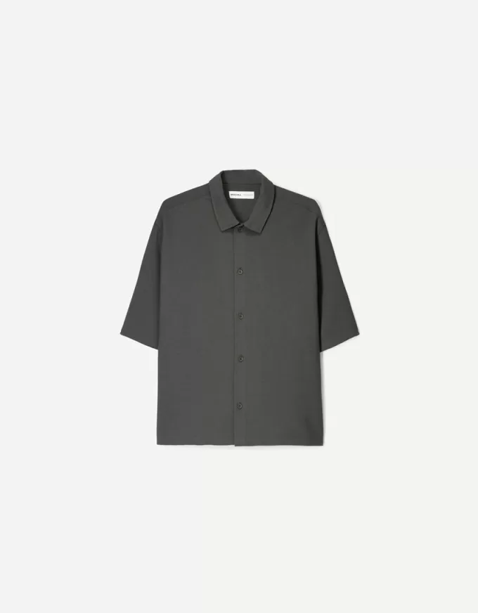 Completo camicia e pantaloni