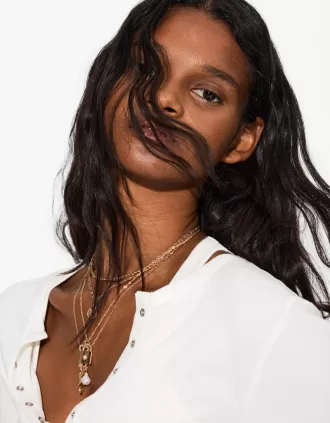 Confezione da 4 collane con ciondolo