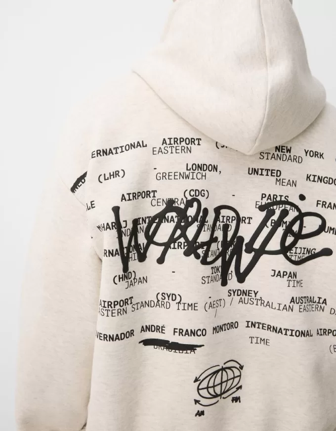 Felpa con cappuccio e stampa dalla vestibilità squadrata