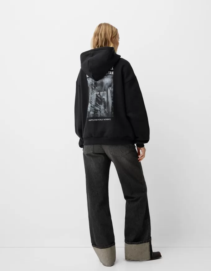 Felpa con cappuccio stampata