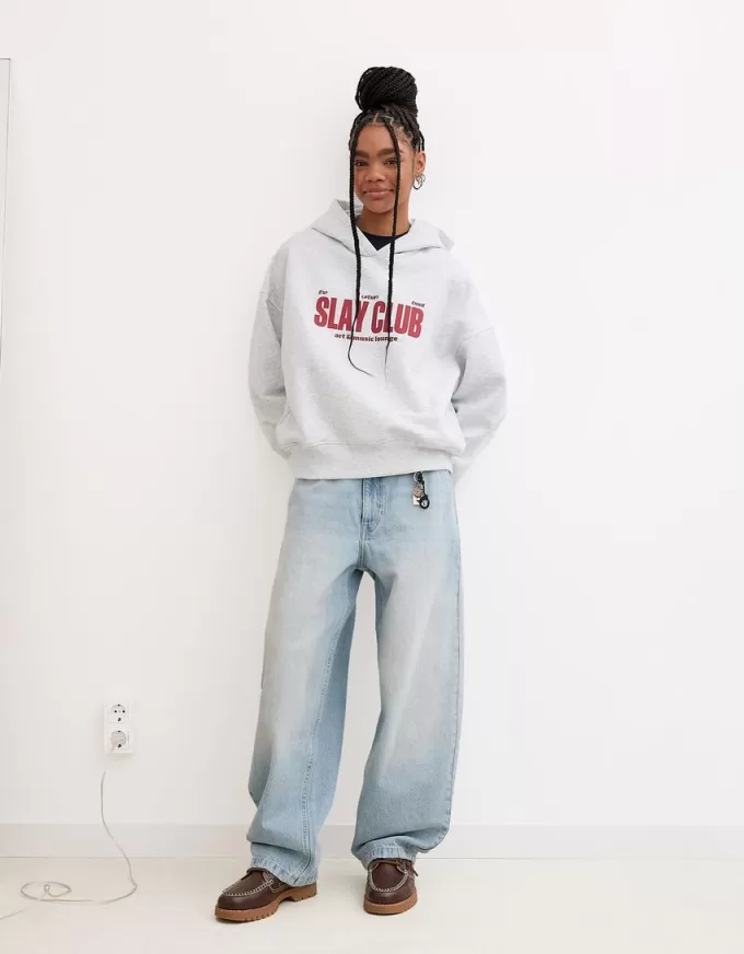 Felpa con cappuccio stampata