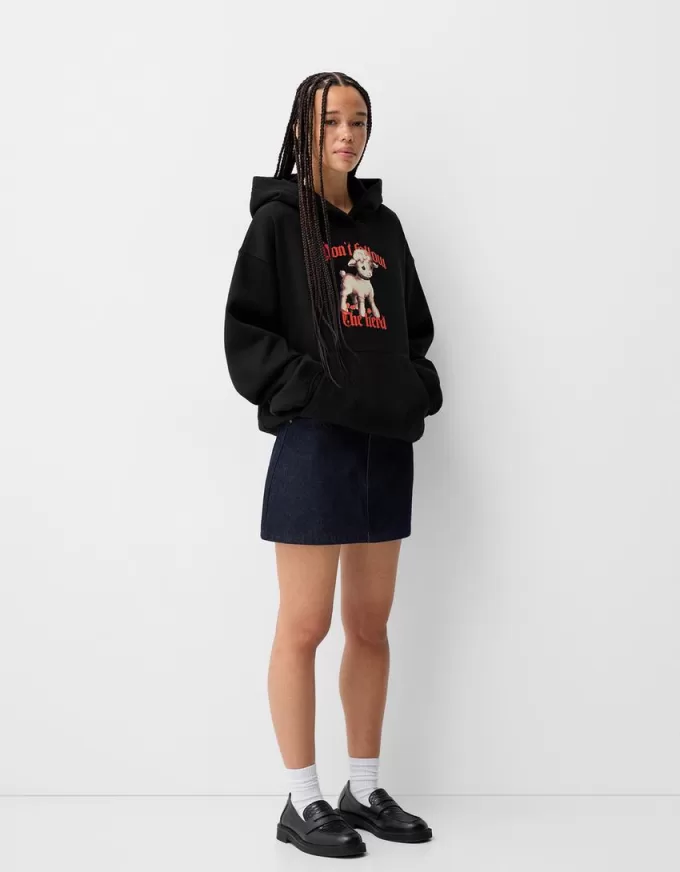 Felpa con cappuccio stampata