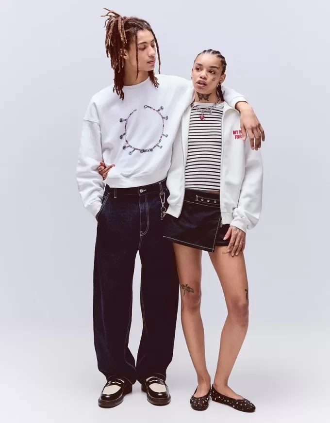 Felpa con cappuccio stampata con zip