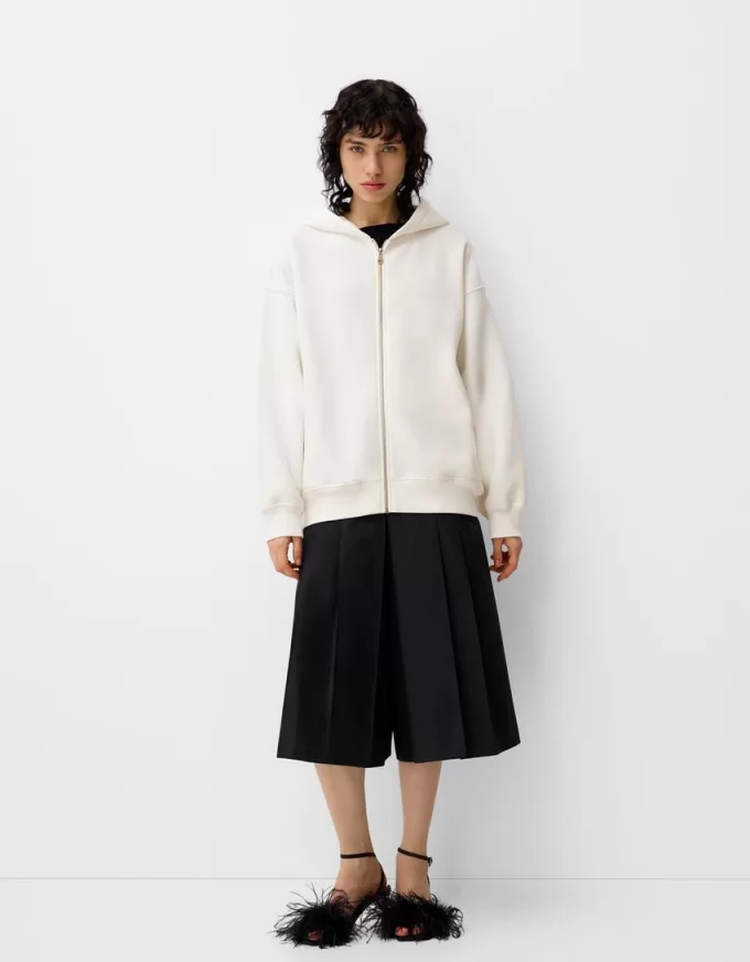 Felpa con cappuccio stampata con zip