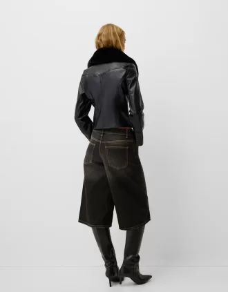 Giacca aderente effetto pelle con collo in materiale felpato