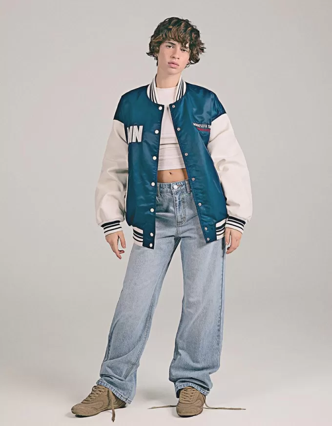 Giacca college con maniche a contrasto