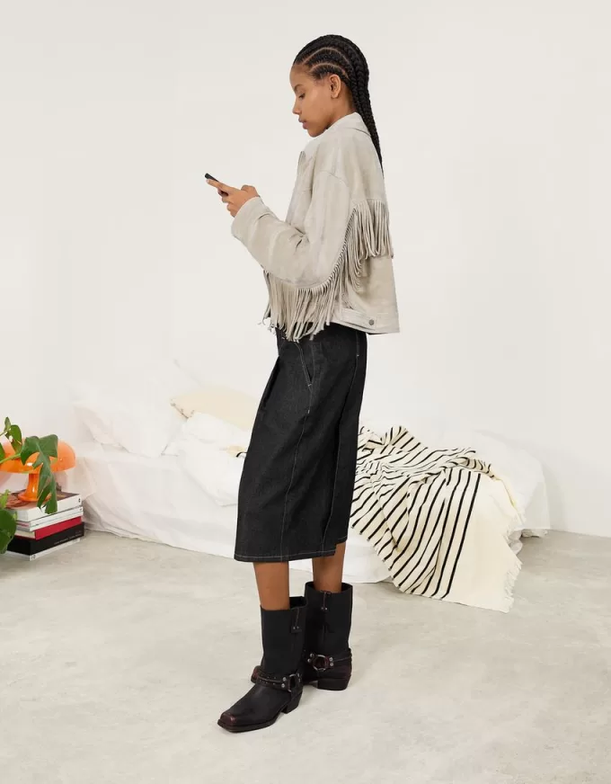 Giacca in finto camoscio con frange