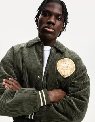 Giacca retrò in velluto a coste Giacca retrò in velluto a coste