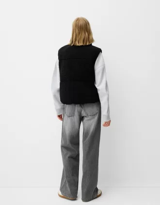 Gilet reversibile in montone sintetico