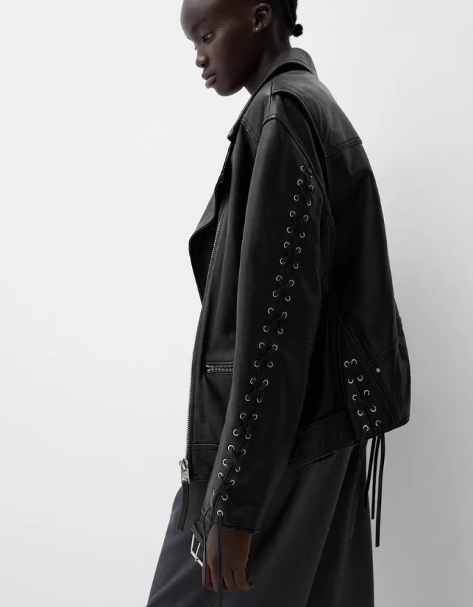 Giubbotto biker in pelle con dettaglio cravatta