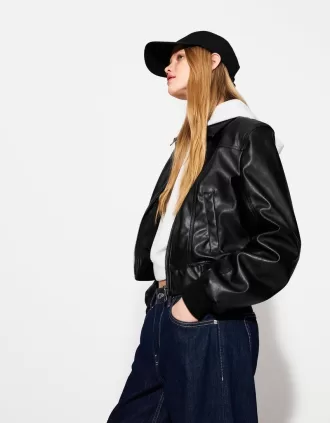 Giubbotto effetto pelle a coste