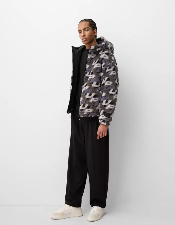 Giubbotto in finto montone con stampa