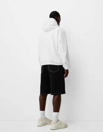 Giubbotto tecnico con cappuccio