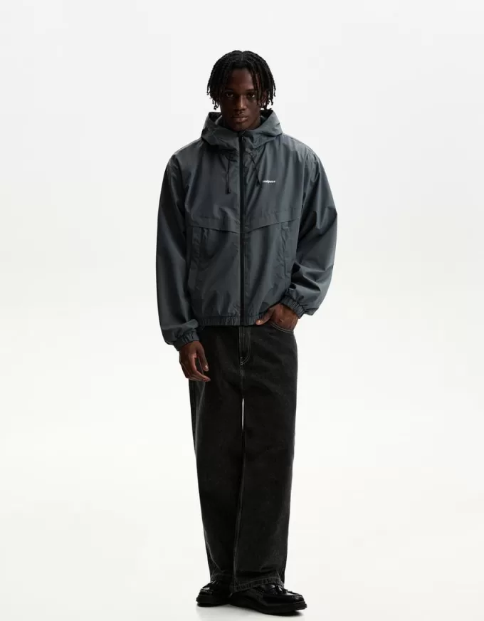 Giubbotto tecnico con cappuccio