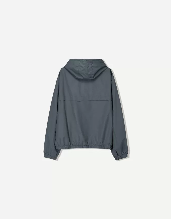 Giubbotto tecnico con cappuccio