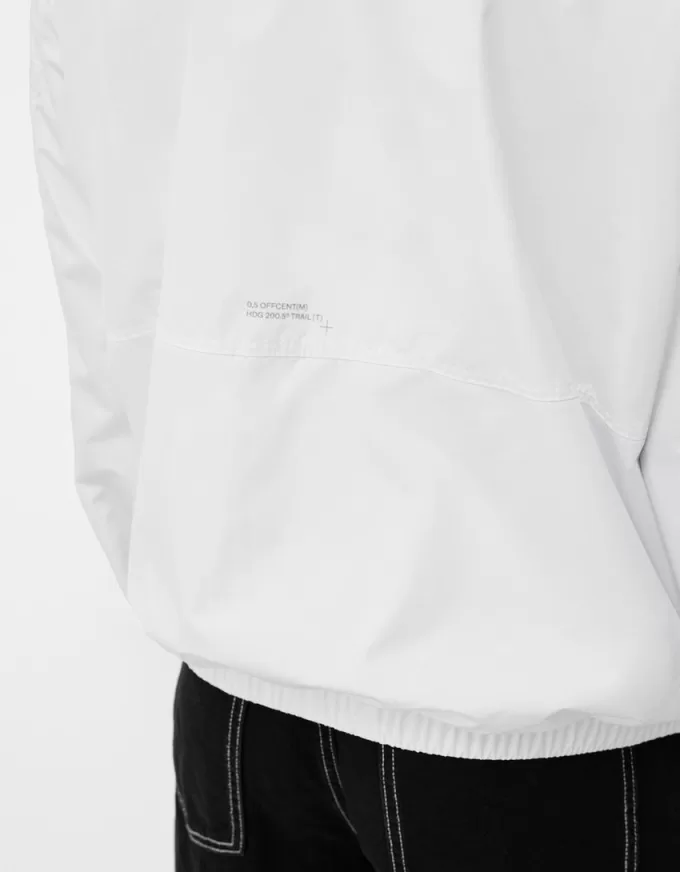 Giubbotto tecnico con cappuccio