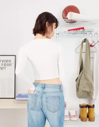 Jeans anni ’90 strappati a gamba larga