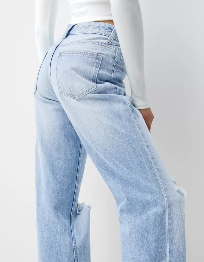 Jeans anni ’90 strappati a gamba larga